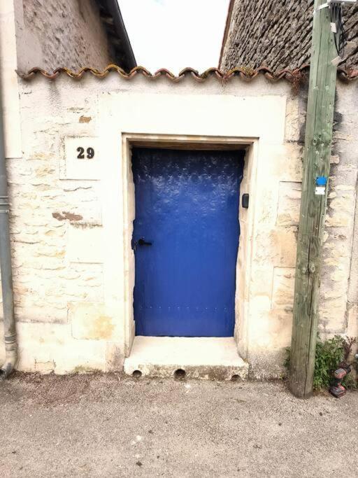 La Porte Bleue Neuville-du-Poitou Buitenkant foto